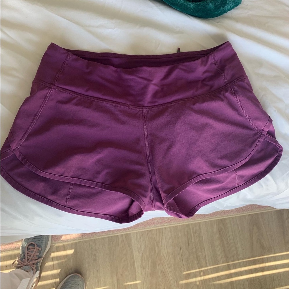 Purple Lululemon speed up short 2.5”